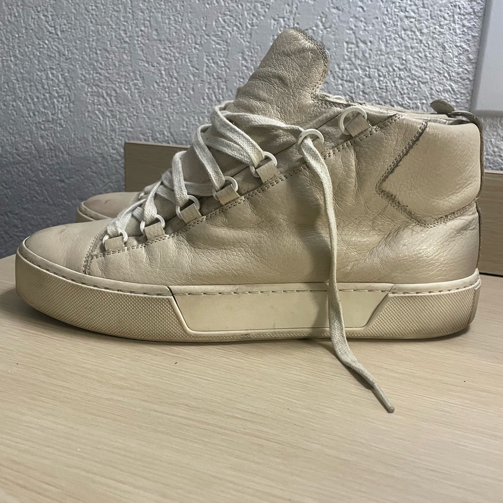 Balenciago Shoes size 41